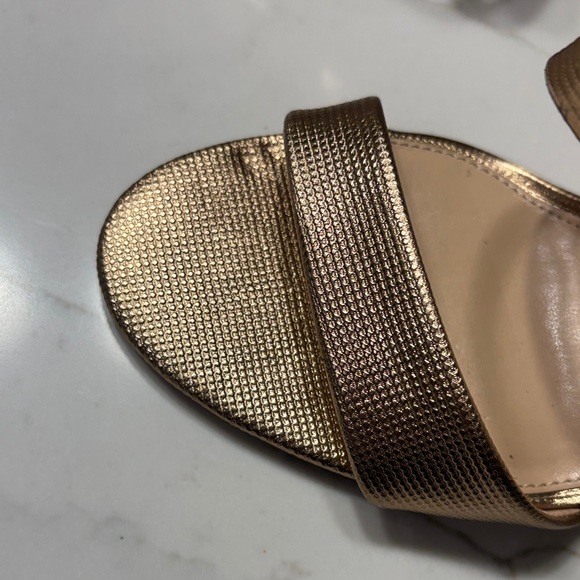 Vince Camuto Women's Shimmering Bronze Heels - Picture 6 of 13